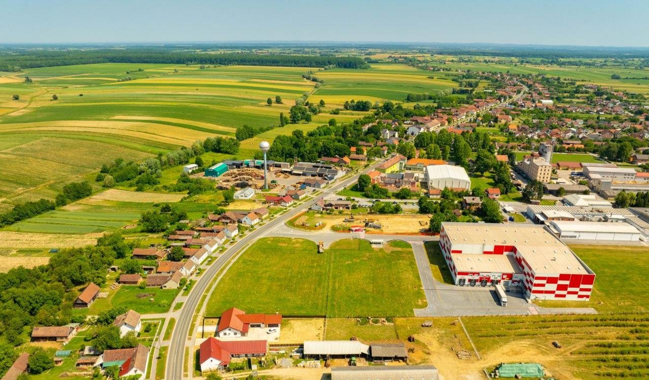 Commercial Plots & Land